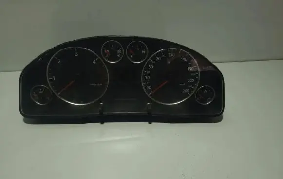 Audi A6 S6 C5 4B Speedometer (instrument cluster) 110080128