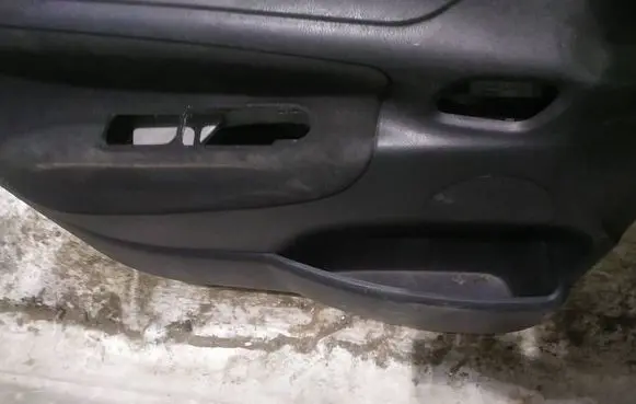 Peugeot 207 Front door card panel trim 