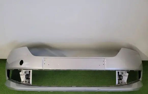 Skoda Fabia Mk3 (NJ) Front bumper 6V0807221F