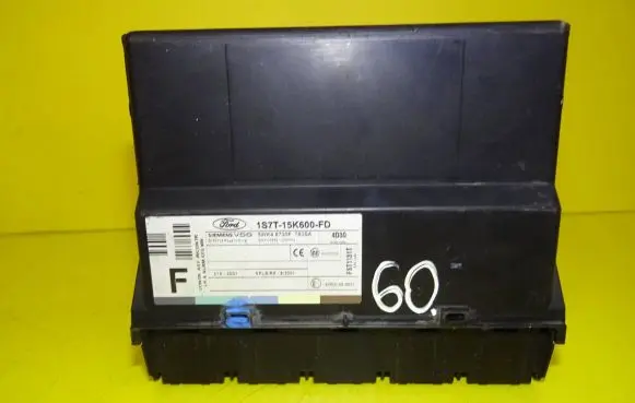 Ford Mondeo Mk III Comfort/convenience module 1S7T15K600FD