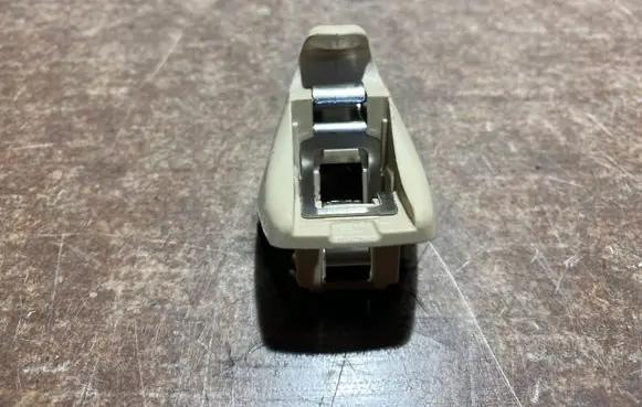 BMW 7 G11 G12 Sun visor clip/hook/bracket 7414429