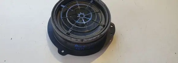 Audi TT TTS RS Mk3 8S Front door high frequency speaker