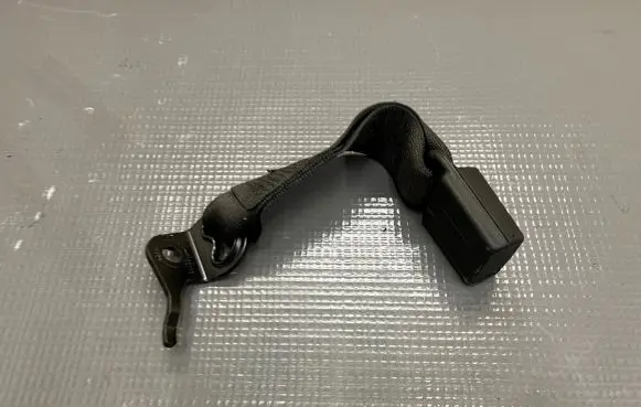 BMW M5 F90 Rear seatbelt buckle 7430064 631346300F 291118