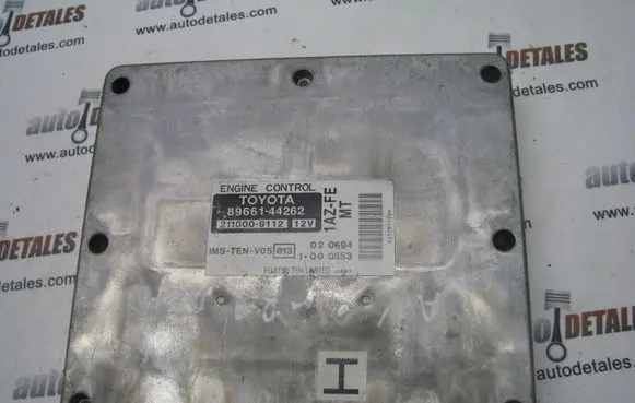 Toyota Avensis Verso Engine control unit/module 8966144262