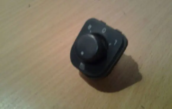 Volkswagen PASSAT B6 Wing mirror switch 1K0959565H