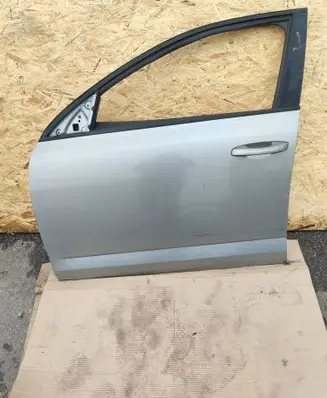 Skoda Octavia Mk3 (5E) Front door 