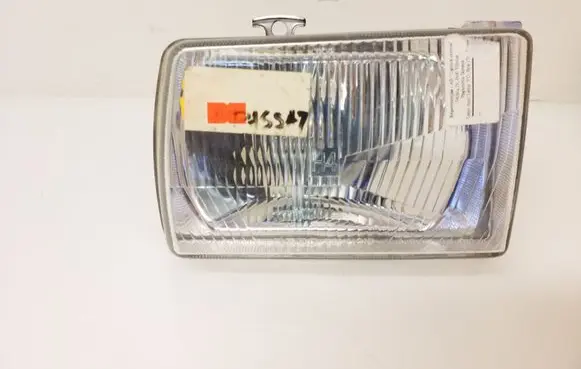 Volkswagen PASSAT B4 Headlight/headlamp 4411101R