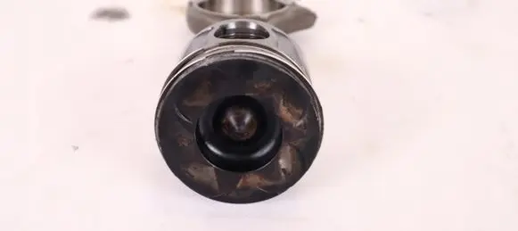 Jeep Grand Cherokee Piston 