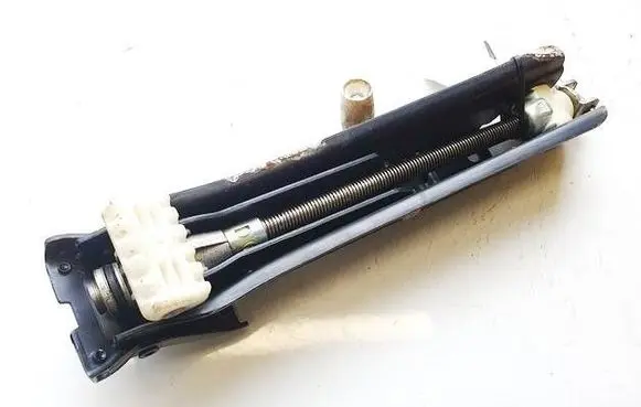 Mercedes-Benz C W203 Lift Jack A2035830415