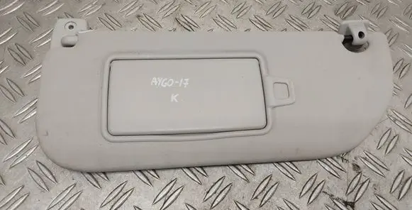 Toyota Aygo AB40 Sun visor 