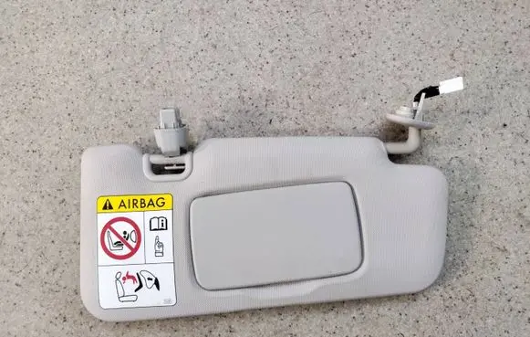 Subaru XV II Sun visor