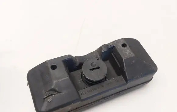 Mercedes-Benz CLA C117 X117 W117 Jacking socket point A0029989150