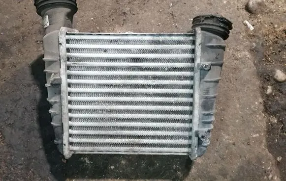Skoda Superb B5 (3U) Intercooler radiator 3B0145806