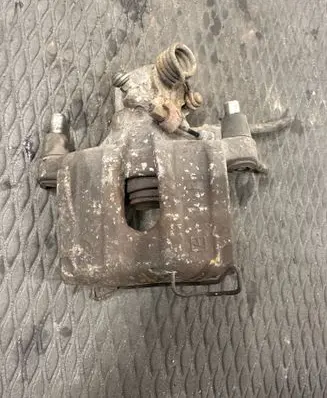 Volvo C30 Rear brake caliper