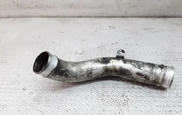 Volvo V70 Intercooler hose/pipe