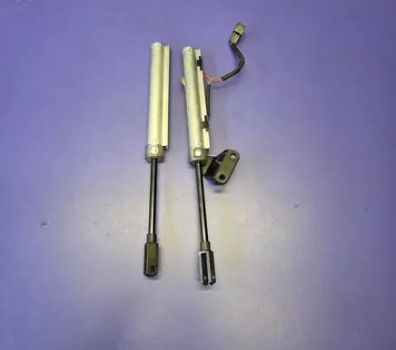 Mitsubishi Colt CZ3 Tailgate hydraulic set 