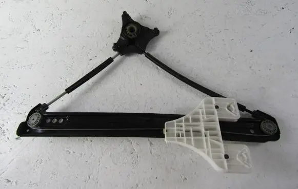 Skoda Karoq Rear window lifting mechanism without motor 575839461A