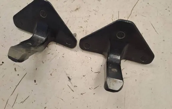 BMW X5 G05 Tailgate/trunk/boot hinge 7463530