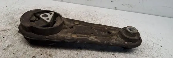 Renault Clio III Engine mount vacuum valve 8200338385