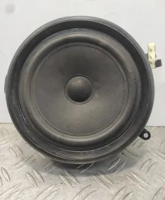 Audi A4 S4 B7 8E 8H Front door speaker 8E0035411 2225125 4910410300