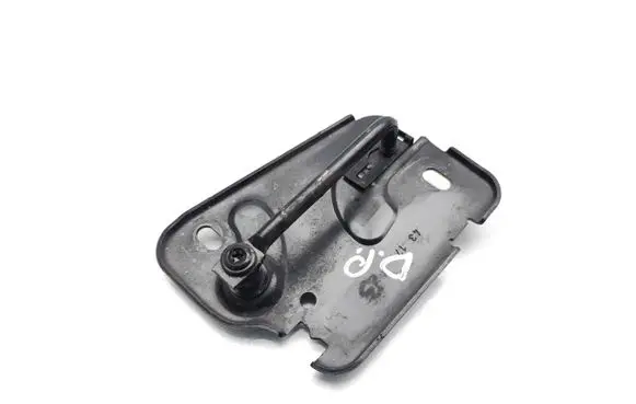 Audi A3 S3 8V Engine bonnet/hood lock/latch loop/hook 8V0823186B