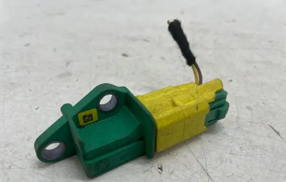 Audi A4 S4 B8 8K Airbag deployment crash/impact sensor 1K0909606C