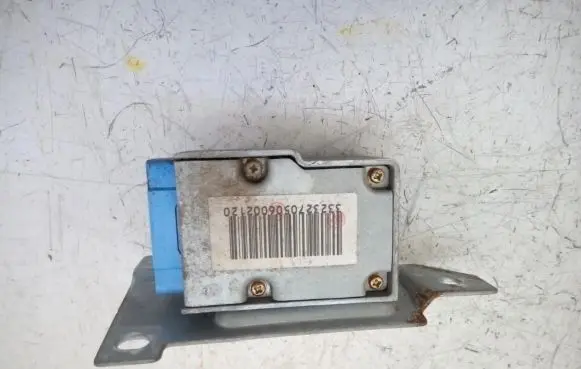 Mazda 626 Airbag deployment crash/impact sensor