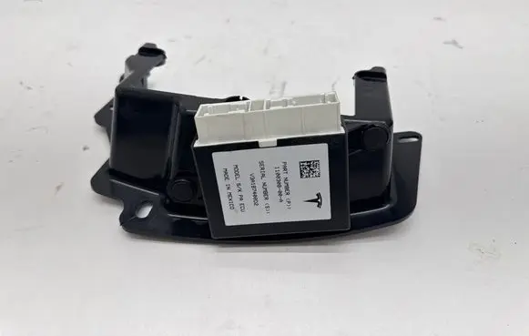 Tesla Model S Parking PDC control unit/module 110030800A