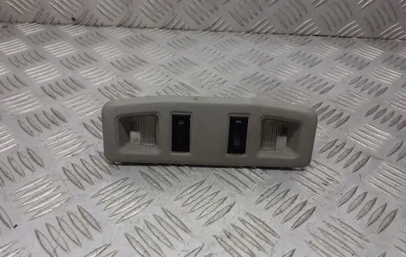 Mitsubishi Carisma Other interior light MB947239