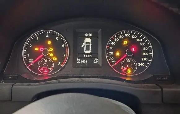 Volkswagen Golf Plus Speedometer (instrument cluster) 5M0920870A IMPRK1580353