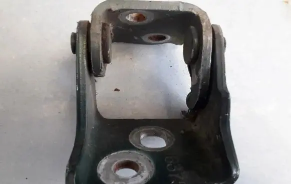 Pontiac Bonneville Rear door lower hinge