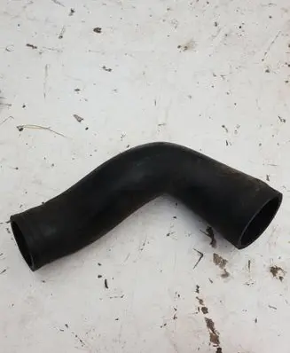 Intercooler hose/pipe