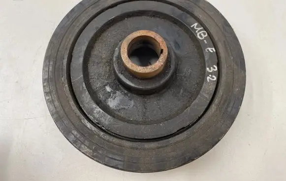 Mercedes-Benz E W211 Crankshaft pulley A6130300003