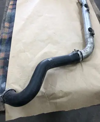 Audi Q7 4L Intercooler hose/pipe 7L5145737B