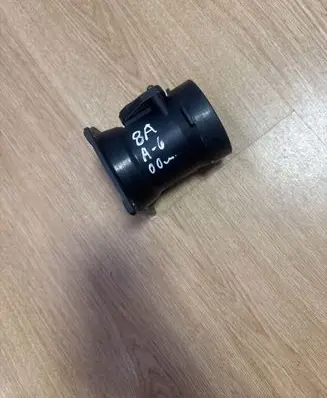 Audi A6 S6 C5 4B Mass air flow meter 078133471 078133471C AFH7008C