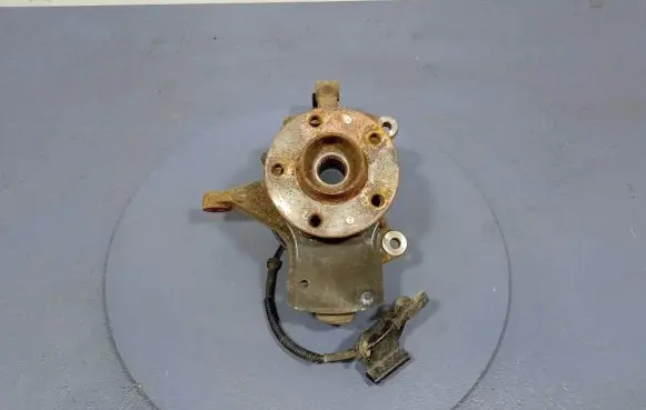 Renault Trafic III (X82) Front wheel hub spindle knuckle