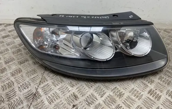 Hyundai Santa Fe Headlight/headlamp
