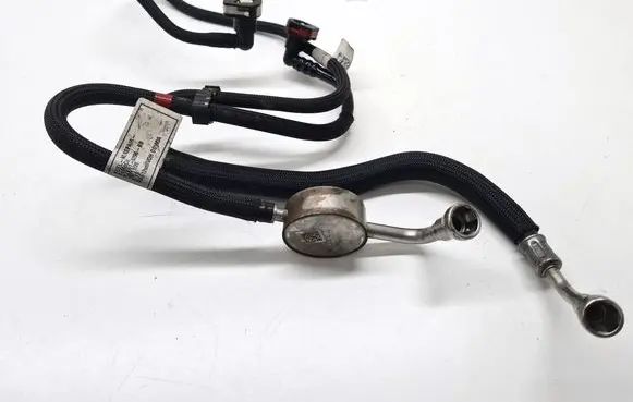 Ford Focus Fuel return line/hose JX619J296BB