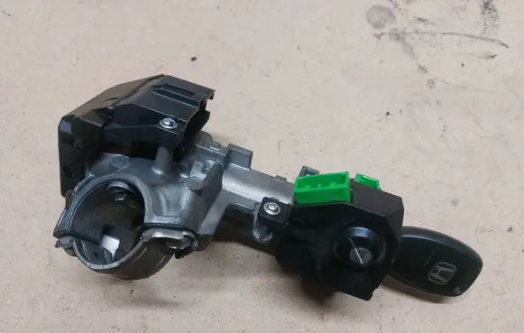 Honda Jazz Ignition lock 25001031905A 5337028446 S3VS7A