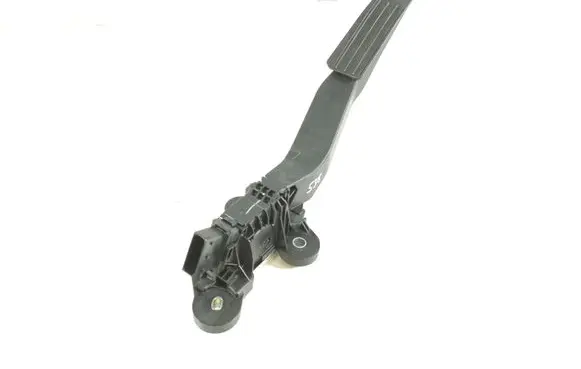 Jeep Grand Cherokee WL Accelerator throttle pedal 68360648AC