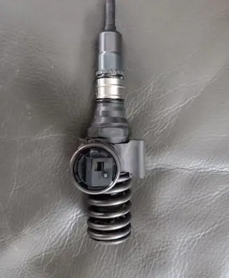 Audi A3 S3 8P Fuel injector 03G130073G