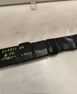 Subaru Forester SH Fender mounting bracket F08657E