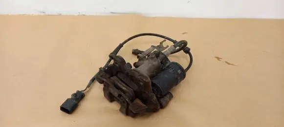 BMW i3 Rear brake caliper 6853857
