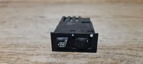 BMW 7 E38 Seat heating switch 61318352259