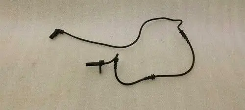 Mercedes-Benz S W221 ABS wheel speed sensor A2215400317