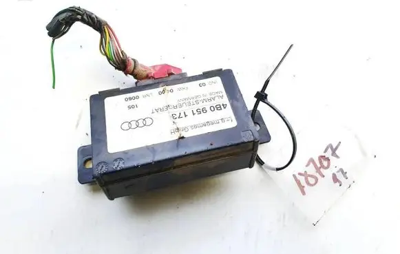Audi A6 S6 C5 4B Alarm control unit/module 4b0951173