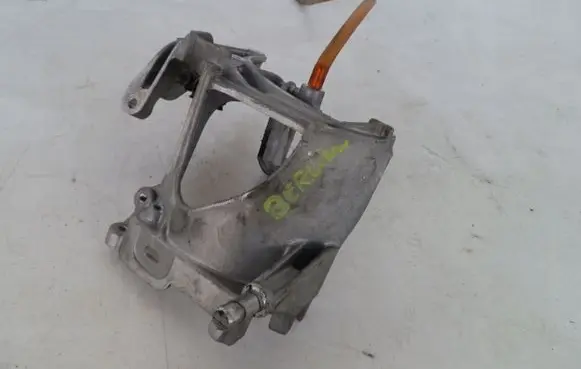 Peugeot Partner Oil filter mounting bracket 36565656