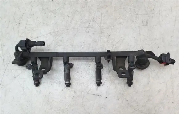 Mazda 323 Fuel main line pipe