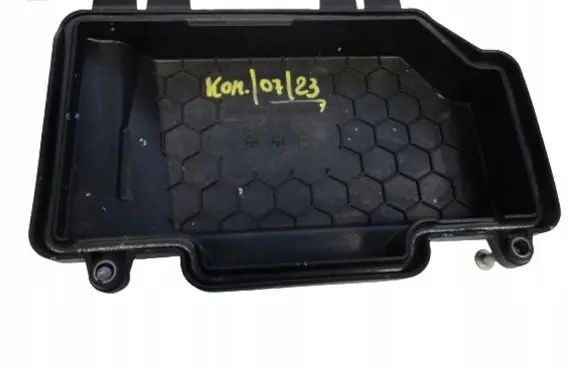 Mercedes-Benz C AMG W205 Fuse box cover A2055402328