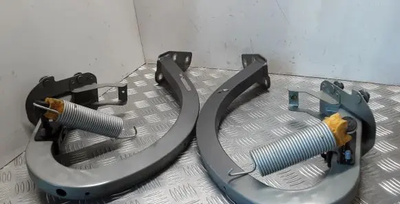 Jaguar XE Tailgate/trunk/boot hinge GX73430B57AC GX73430B56AC